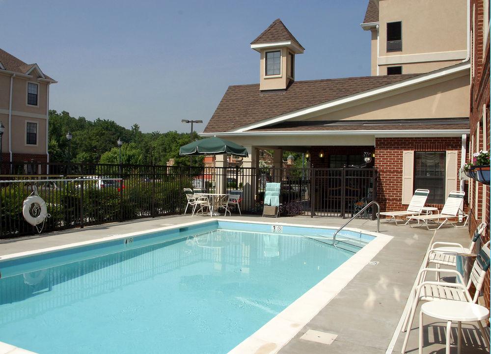 Towneplace Suites Charlotte University Research Park Luaran gambar