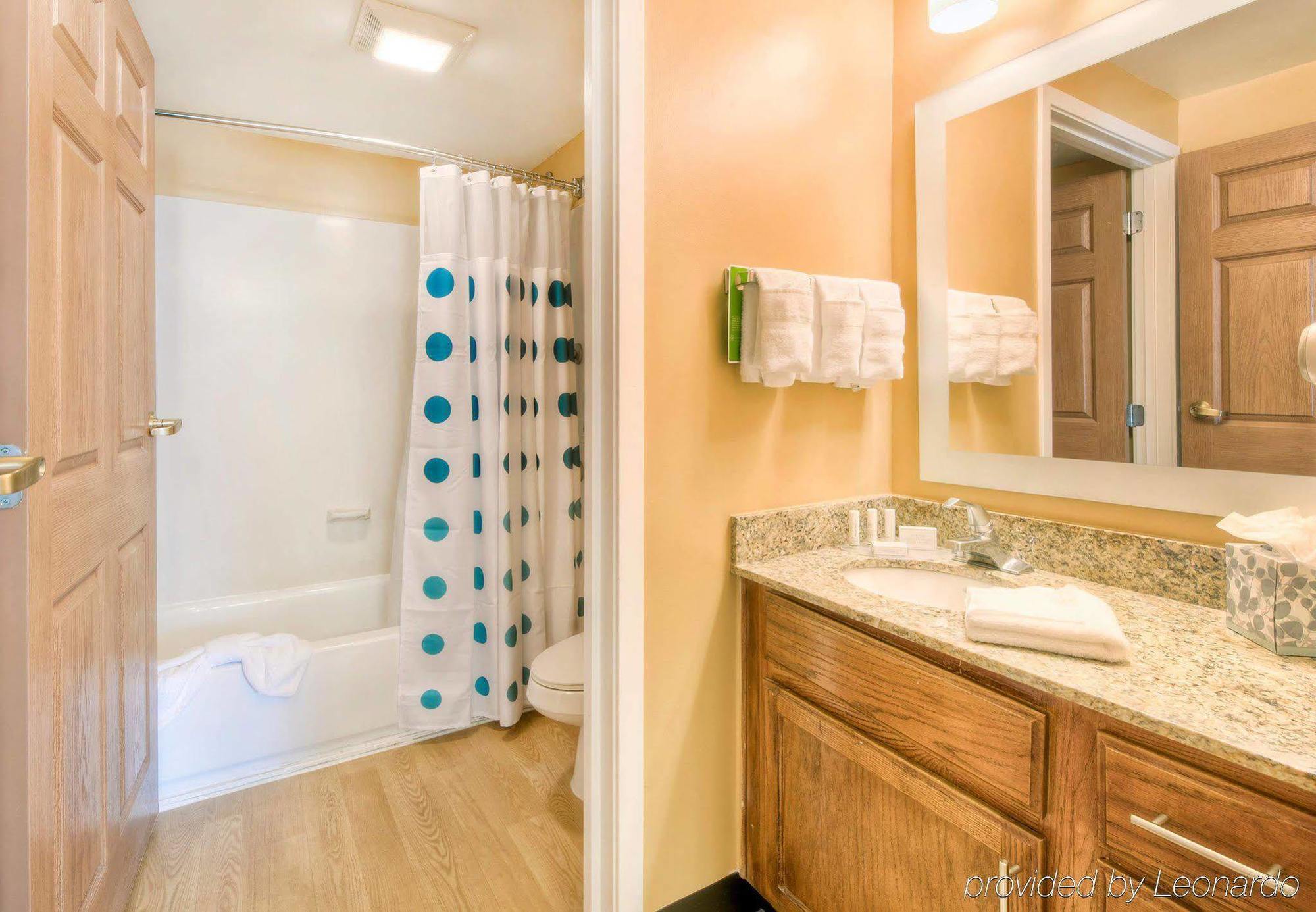 Towneplace Suites Charlotte University Research Park Luaran gambar