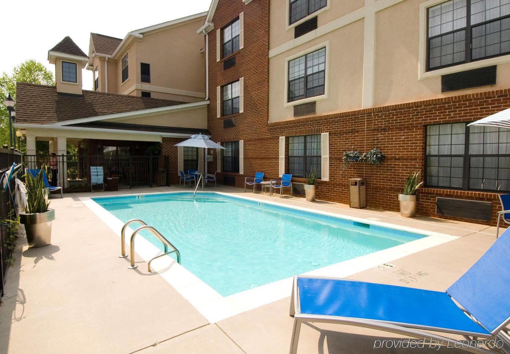 Towneplace Suites Charlotte University Research Park Luaran gambar