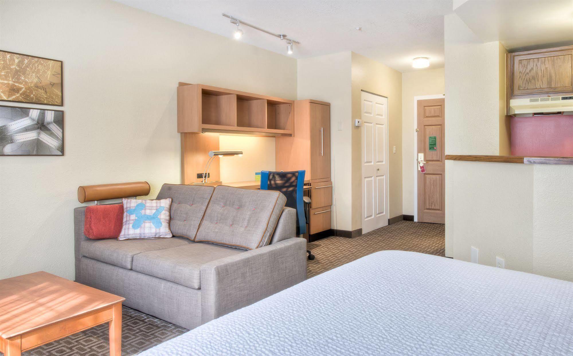 Towneplace Suites Charlotte University Research Park Luaran gambar