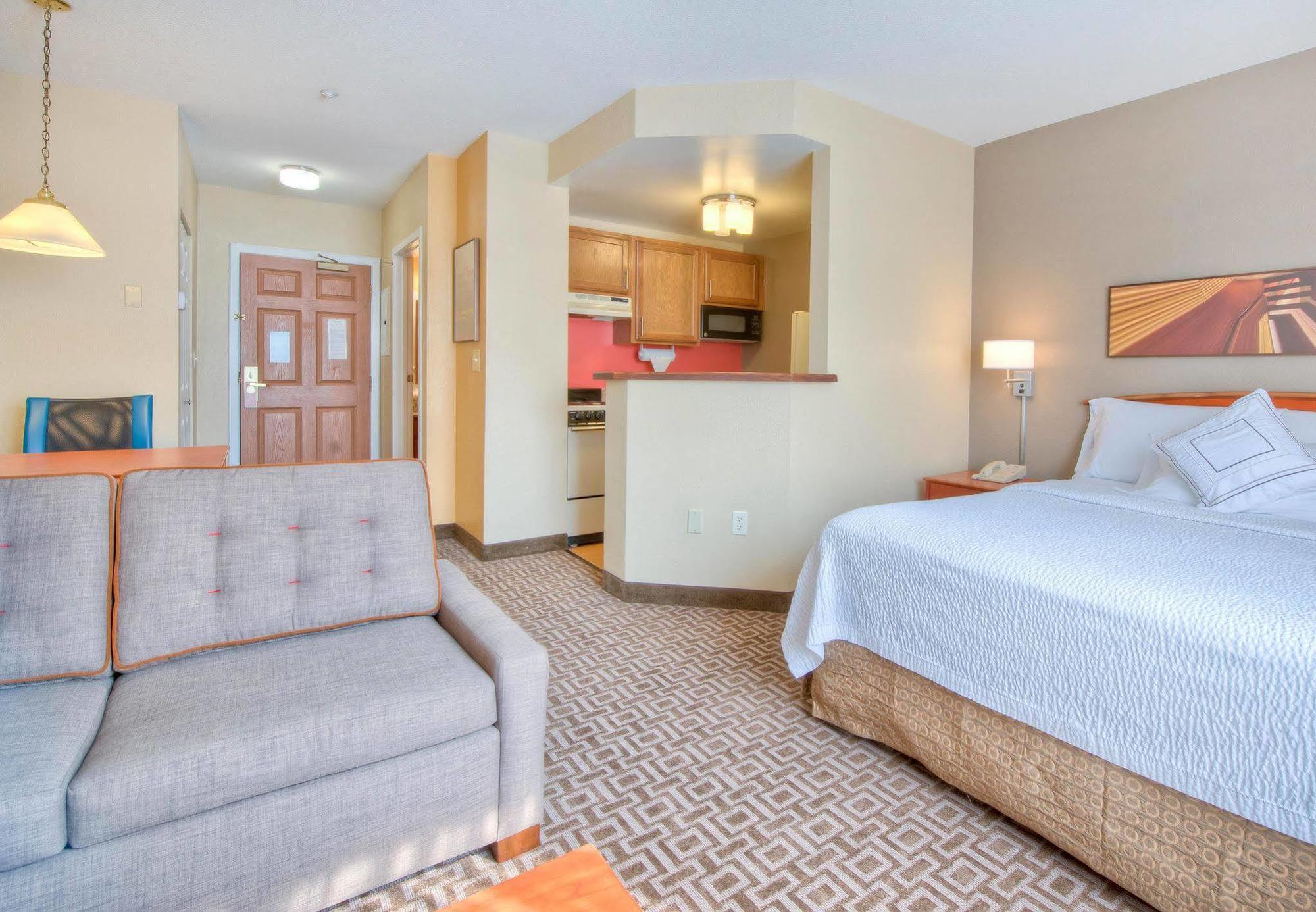 Towneplace Suites Charlotte University Research Park Luaran gambar